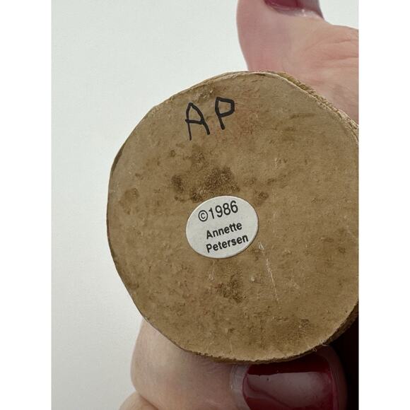 Wee Forest Folk "Chris-Mouse" with Red Stocking White Jammies M-142 1986 AP - Picture 6 of 8